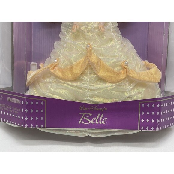 Disney Princess "Belle" A Classic Doll Collection from Beauty and the Beast - Picture 5 of 16